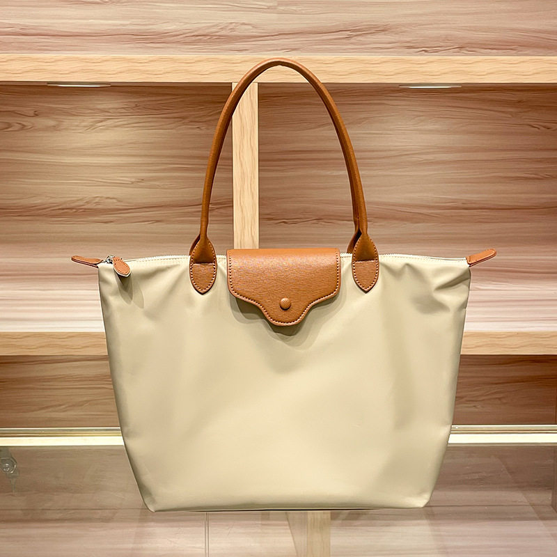 大容量简约托特包2025夏季新款潮流简约单肩包时尚复古斜挎包包女