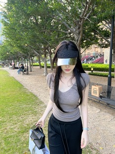 百搭显瘦针织背心女设计感小众上衣潮 YYBY～2025夏季 新款 韩版 时尚