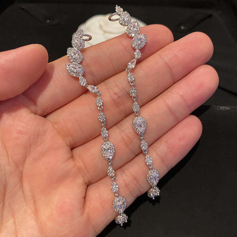 白金色麦穗耳钉夹女流苏耳骨夹超仙网红超闪翅膀耳环长款水滴镶钻