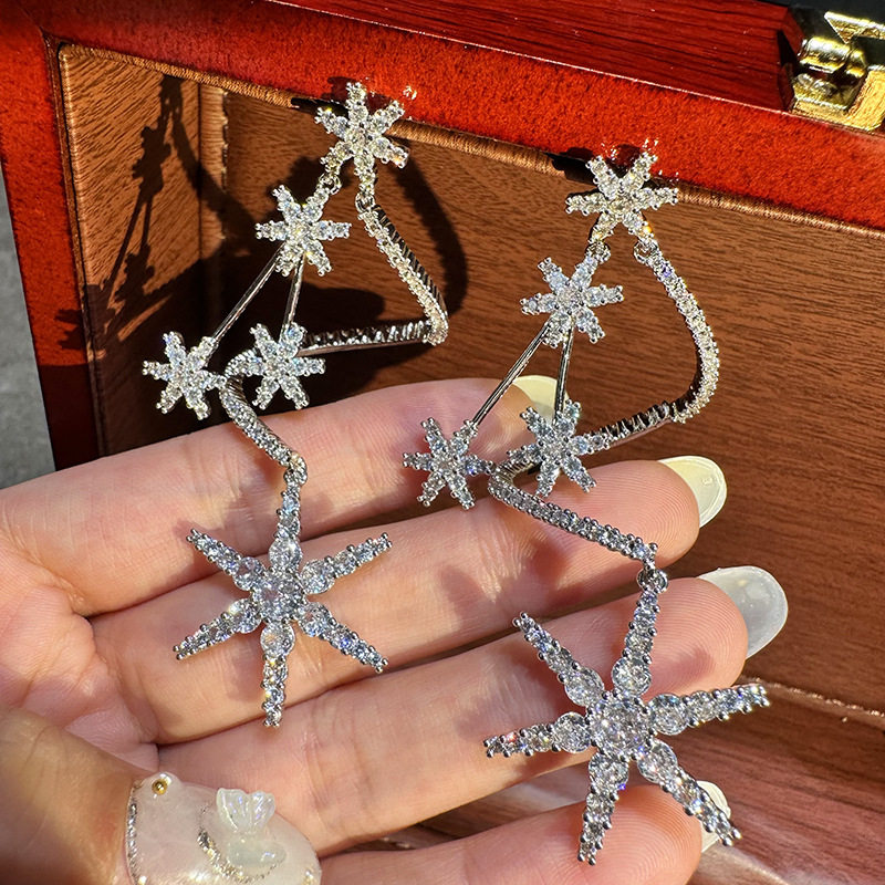 欧美奢华超闪镶锆石夸张大版雪花线条耳环婚纱礼服宫廷复古银针