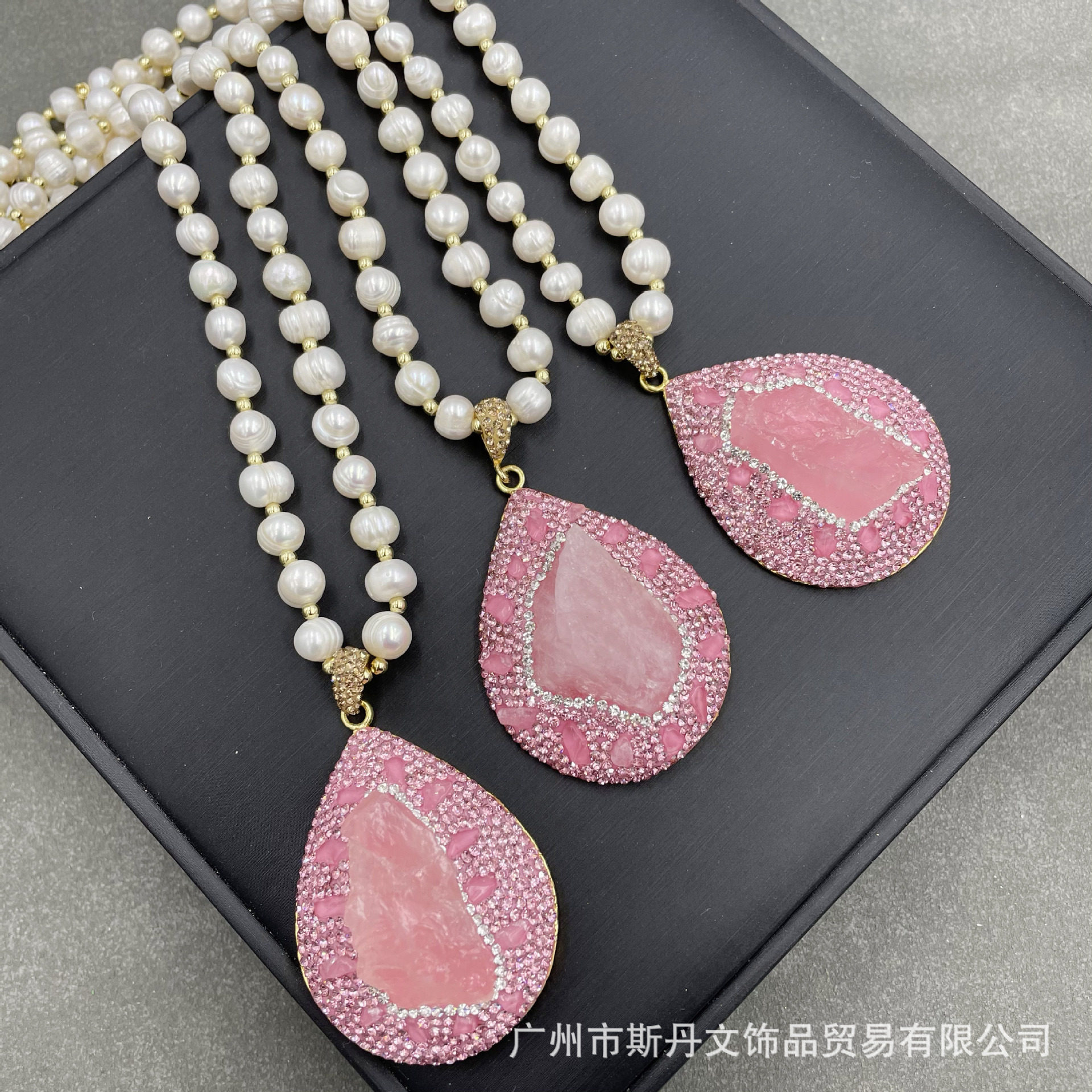 2022秋冬欧美新款天然珍珠原矿粉晶珍珠项链原矿宝石捷克钻毛衣链