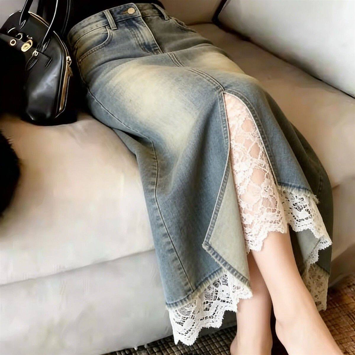 蓝色蕾丝拼接牛仔半身裙女2026春季流行新款时尚气质前开叉中长裙