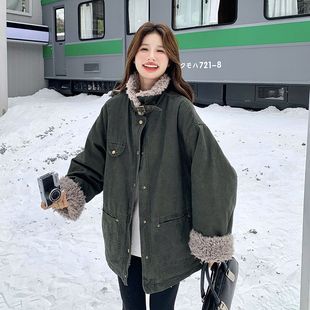 墨绿色羊羔毛外套女冬季2025新款复古时尚皮毛一体加厚保暖派克服