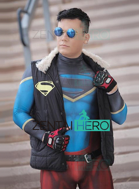 实拍DC漫画 二次元超人英雄连体紧身衣 Superboy少年正义联盟 cos