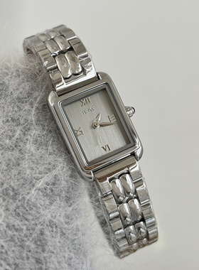 IEKE质感清冷银灰色中古女士手表chic韩系简约个性石英钢带小方盘