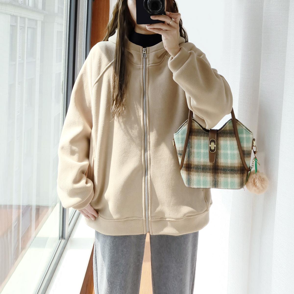 冬季拉链加厚大码连帽奥粒绒外套