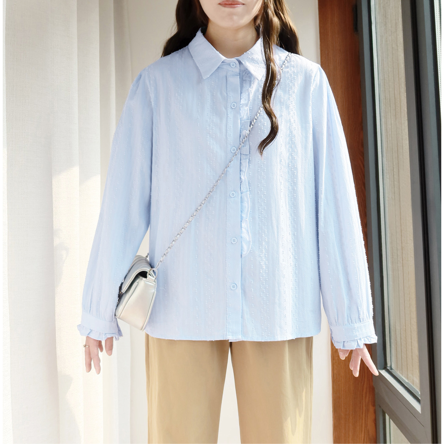 大码纯棉衬衫女胖mm洋气200斤内搭春秋正肩提花宽松花边蓝色衬衣