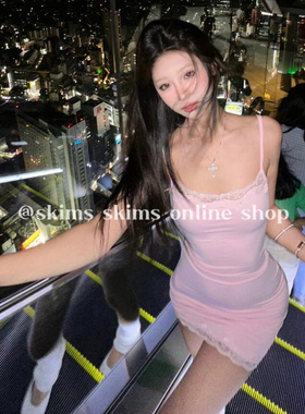 现｜skims卡戴珊夏季薄款纯欲辣妹性感紧身包臀蕾丝连衣吊带裙