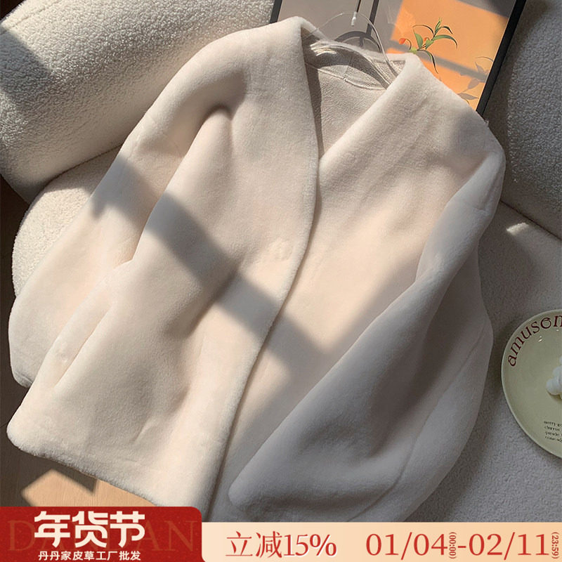 细腻羊羔毛美利奴全羊毛皮毛一体V领极简 毛毛外套女冬季短款皮草,女装/女士精品,皮草,淘宝优惠券,粉丝福利购,淘宝优惠卷