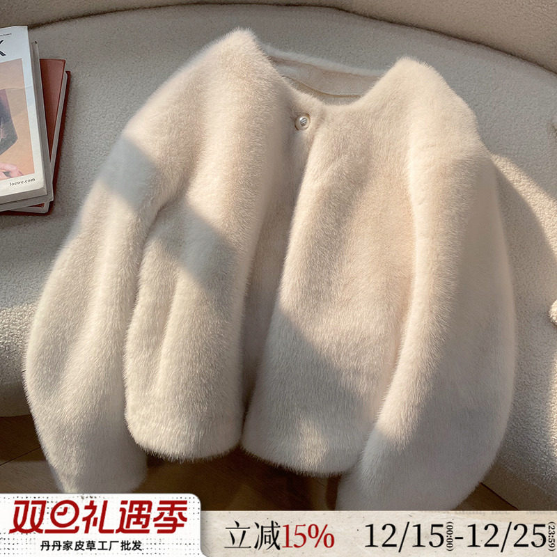 仿天鹅绒貂皮大衣皮毛一体珍珠扣短款金貂绒环保皮草女冬毛毛外套