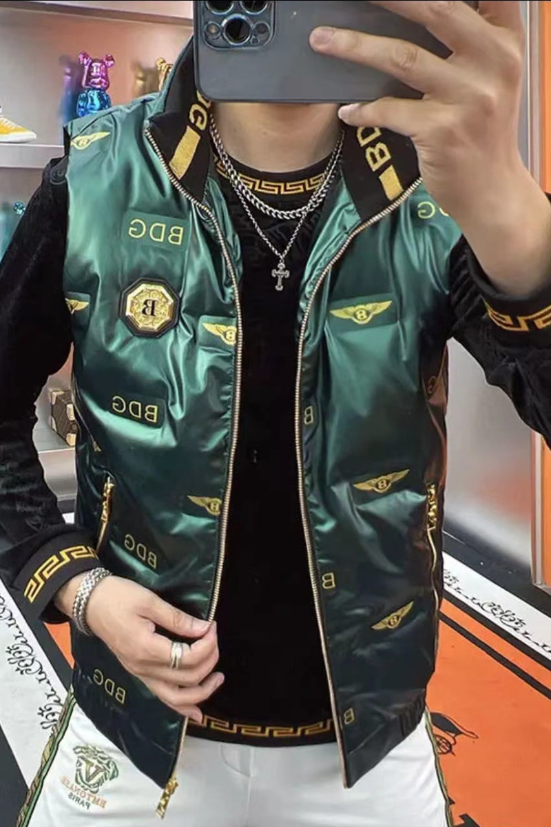 抖音直播2024新款羽绒马甲欧货款宾利YR08837-P90,男装羽绒服,星座1206（原A206）