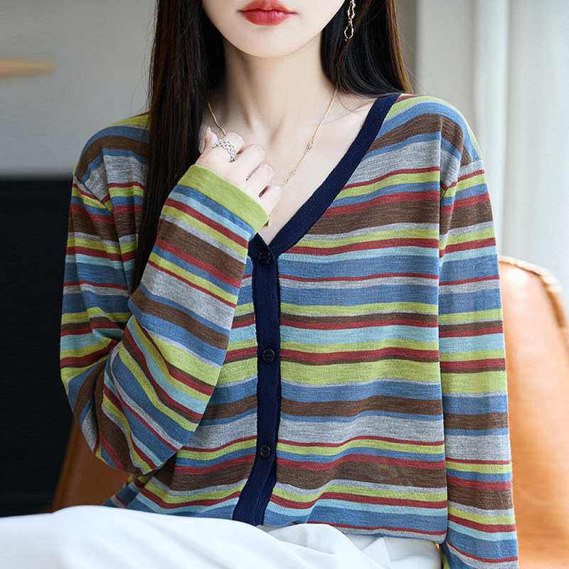 撤柜撤标(A)V领彩条针织打底衫女春秋内搭上衣洋气大码女装毛衣