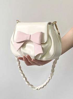 2025小众新款女包蝴蝶结小圆包褶皱云朵包柔软百搭单肩斜挎小包