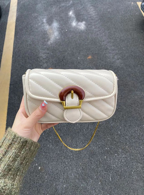 2025新款轻奢夏天女包百搭小香风链条包绣线设计感斜挎迷你小包包