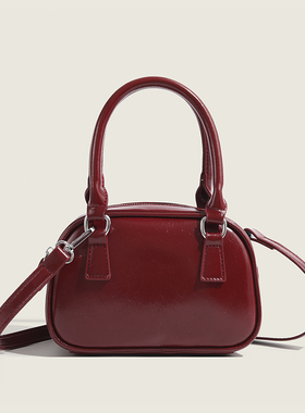 红色包包秋冬女2025新款潮韩国手提保龄球包百搭斜挎包小方包