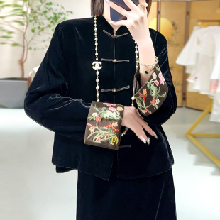 美伦两件套2025新中式唐装刺绣真丝绒百搭外套鱼尾半身裙长裙套装