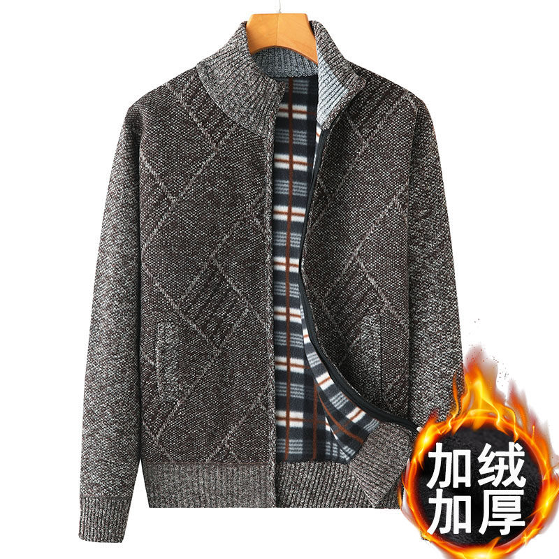 중년 아빠의 따뜻한 니트 가디건 중년 남성의 두꺼운 벨벳 스웨터 할아버지의 가을 겨울 코트