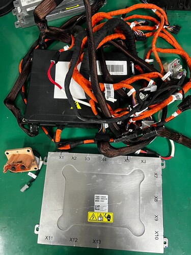 长城欧拉黑猫 宁德时代磷酸铁锂动力电池包 ，348.8V 87Ah