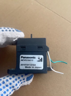 高压直流继电器，型号AEVG16012 触点450V60A，线圈12V