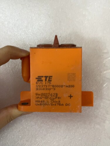 TE泰科 EVC175高压直流继电器， 型号V23717-B0002-A200，