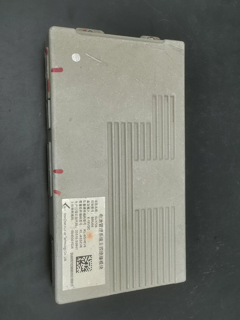 众泰Z500 国轩电池包 科列电池管理系统主控绝缘模块BMS。