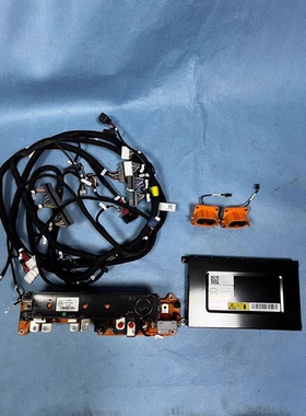 威马W6 340.4V 243AH。82.71度电 动力电池管理系统BMS，