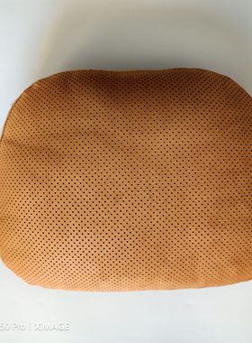 Bimll同款奔驰迈巴赫汽车头枕冲孔生物绒特斯拉运动座椅颈枕腰靠