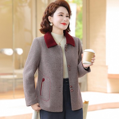妈妈秋冬装加厚外套短款2025新品中老年洋气春秋款气质减龄上衣女