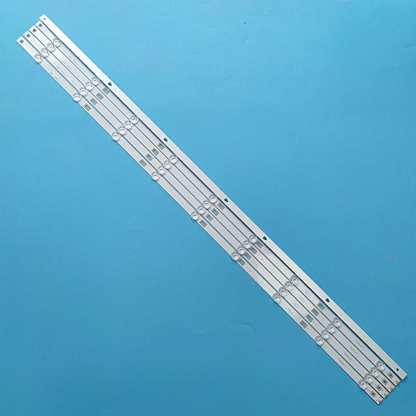 HF55D09L-ZC22AG-01灯条