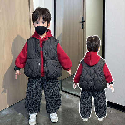 男童冬装加绒卫衣套装2025新款时髦儿童秋冬季男孩加厚马甲三件套