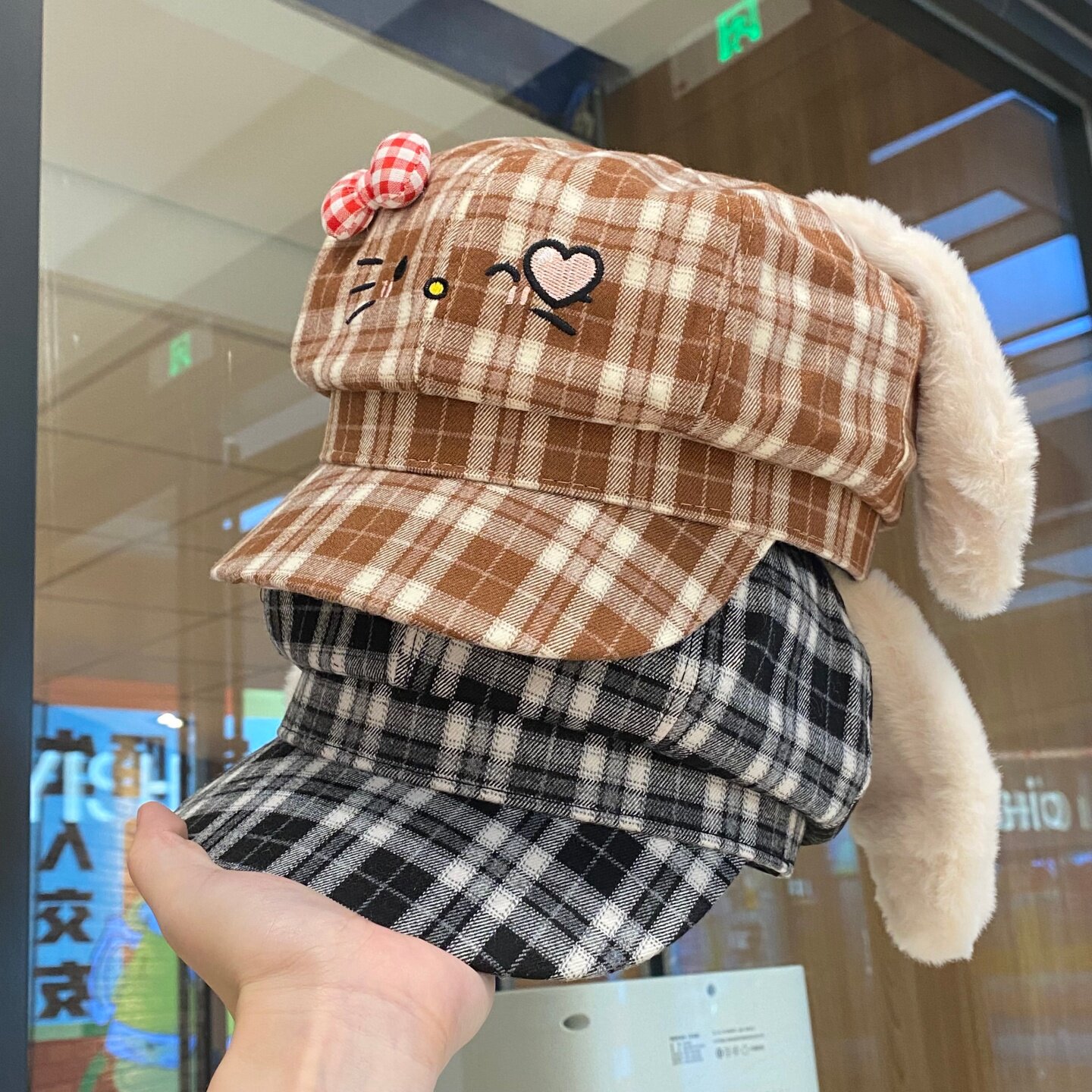 格子蝴蝶结毛绒兔耳朵贝雷帽女帽