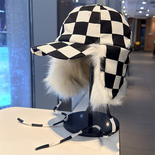 新款格子亚比风棒球帽男女冬季毛绒鸭舌帽时尚辣妹保暖护耳雷锋帽