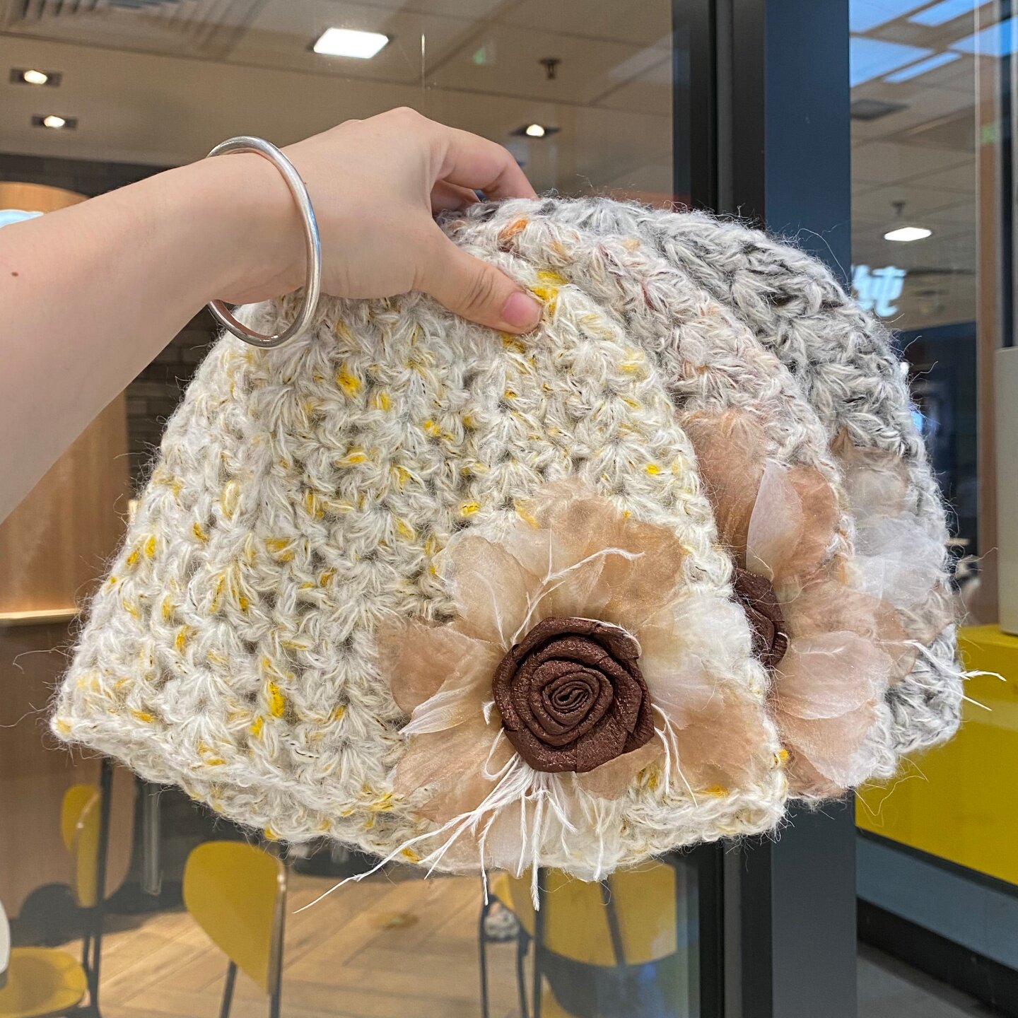 日系立体花朵手工钩织针织帽女秋