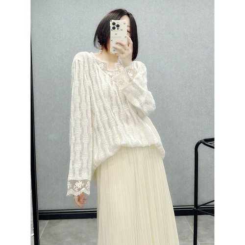 胖MM300斤设计感镂空蕾丝衫