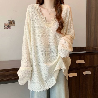 胖MM蕾丝钩花V领气质中长款T恤