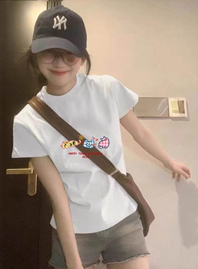 纯棉圆领白色正肩短袖T恤女2026夏季新款修身小众设计感辣妹上衣
