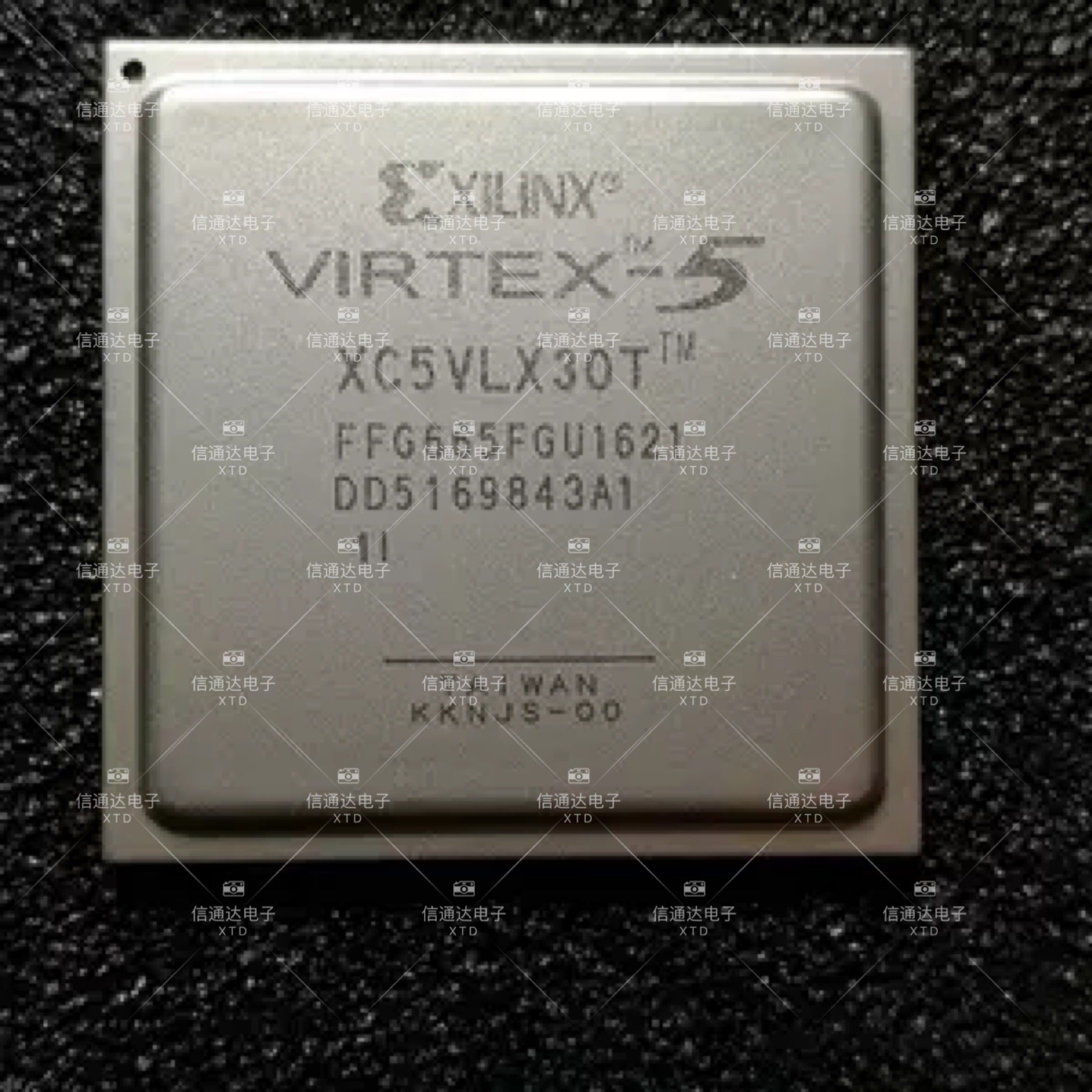 销售并回收XC5VLX30T-1FFG665I 嵌入式可编程芯片  一站式配套