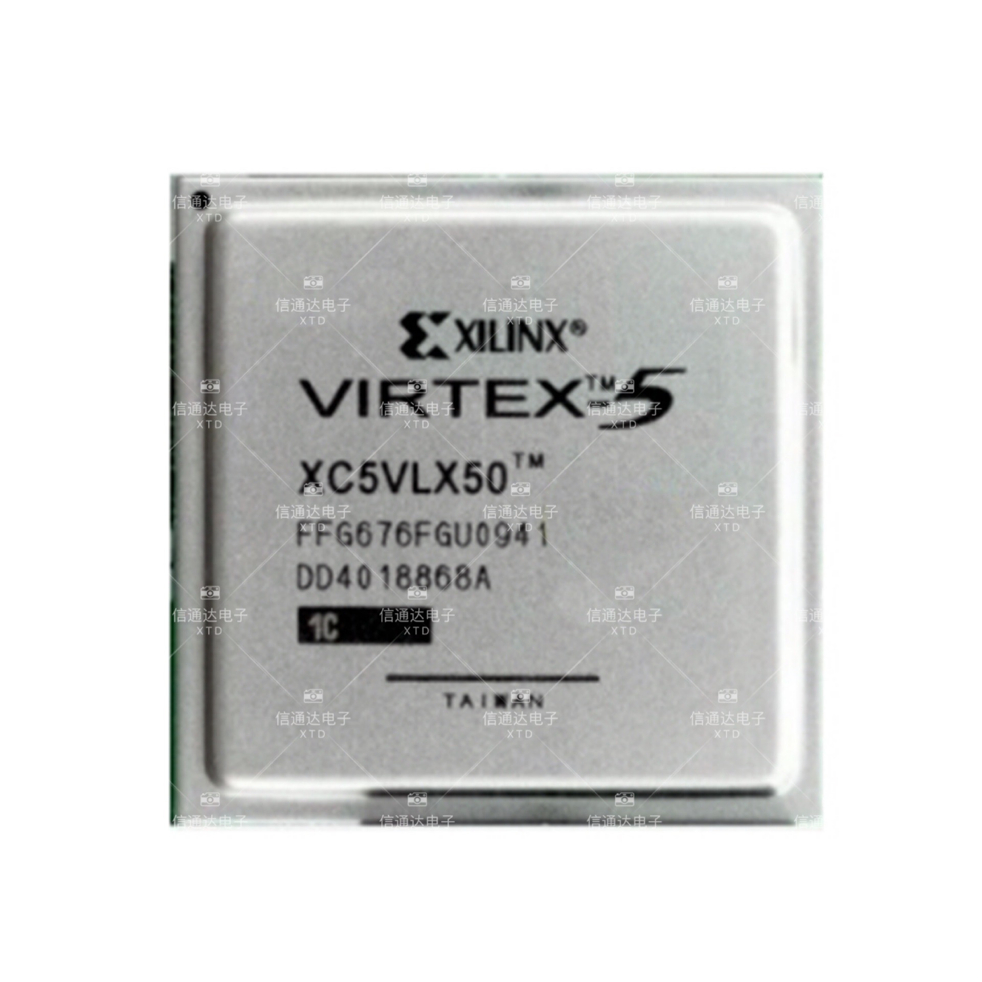 XC5VLX50-1FFG676C 嵌入式可编程芯片  一站式配套