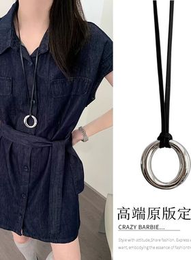 张悦儿同款几何镂空圆环吊坠项链