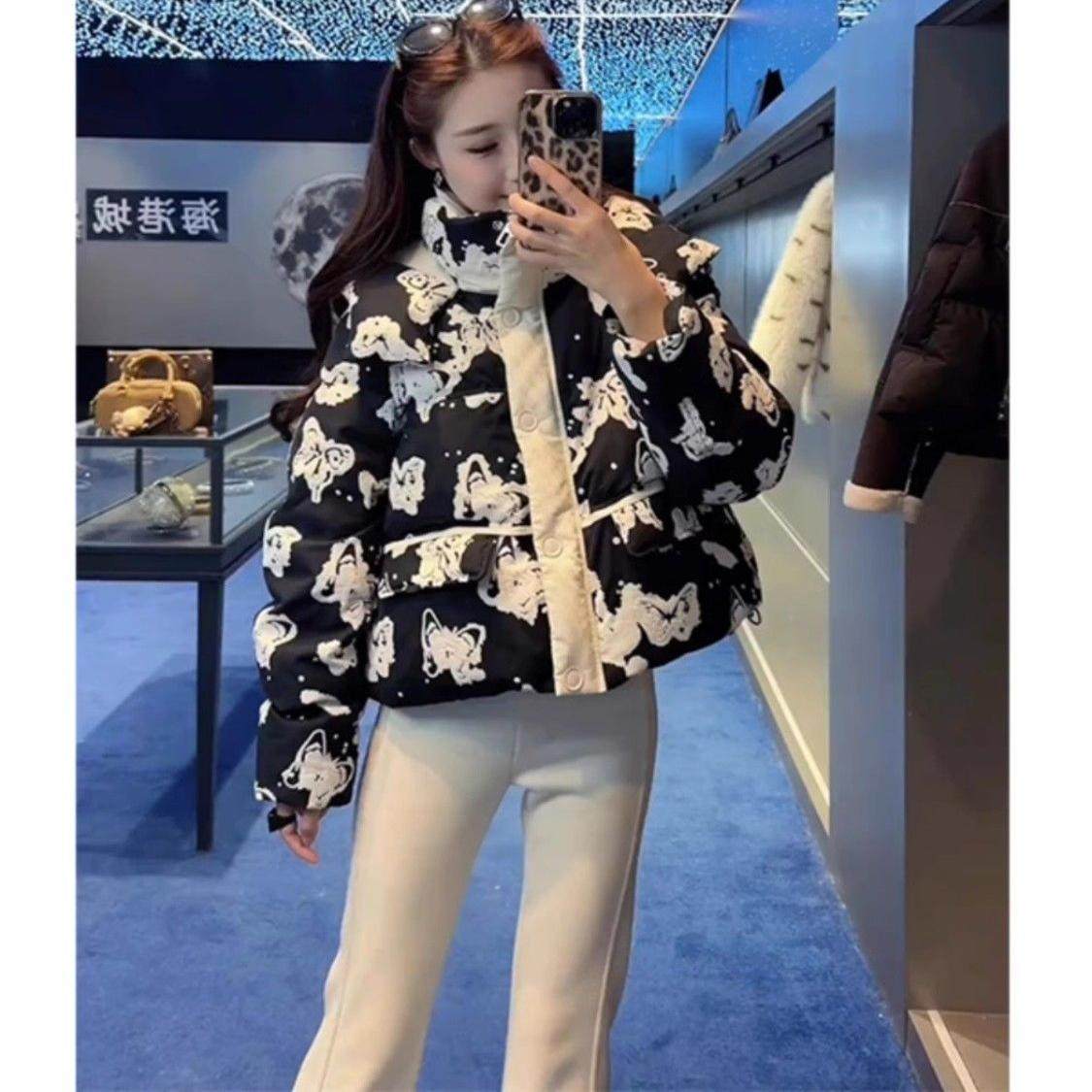 短款羽绒服冬季新款女装小个子爆款冬拼色印花连帽面包服保暖棉衣