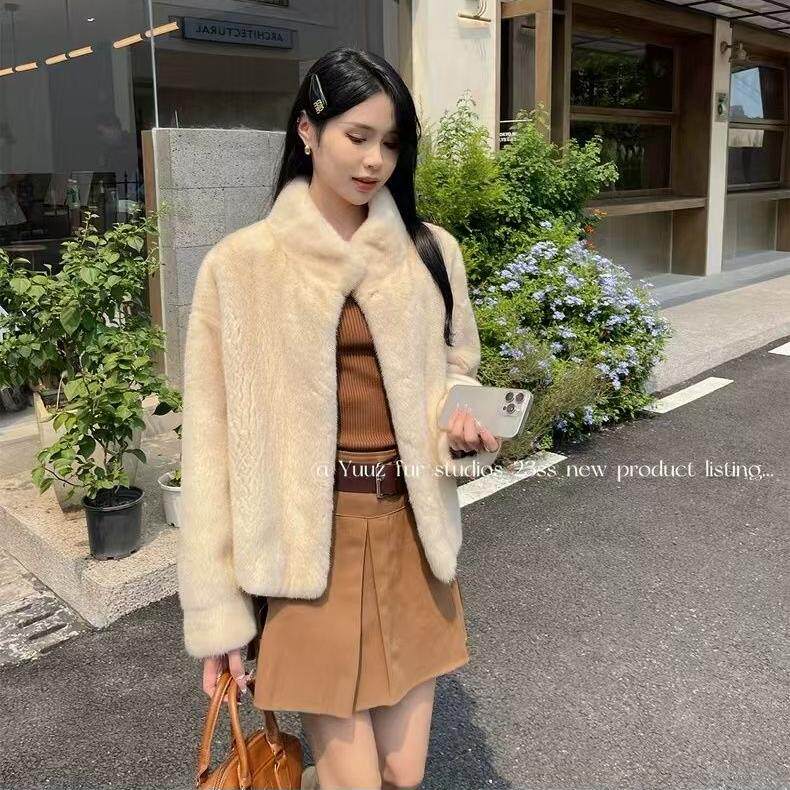 女冬季 丹麦进口水貂毛 裘皮外套年轻短款上衣立领皮毛一体外套
