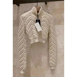 杏色高领短款毛衣女冬季加厚设计感法式复古修身显瘦麻花针织上衣