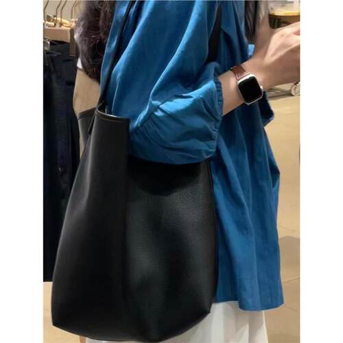 慵懒气质夏季薄款长袖衬衫