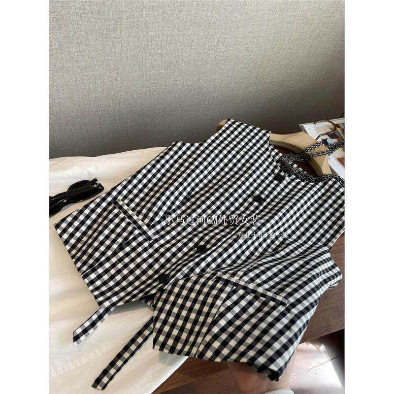 一眼就会爱上的！！调性十足~法式高阶格调黑白格设计感收腰马甲