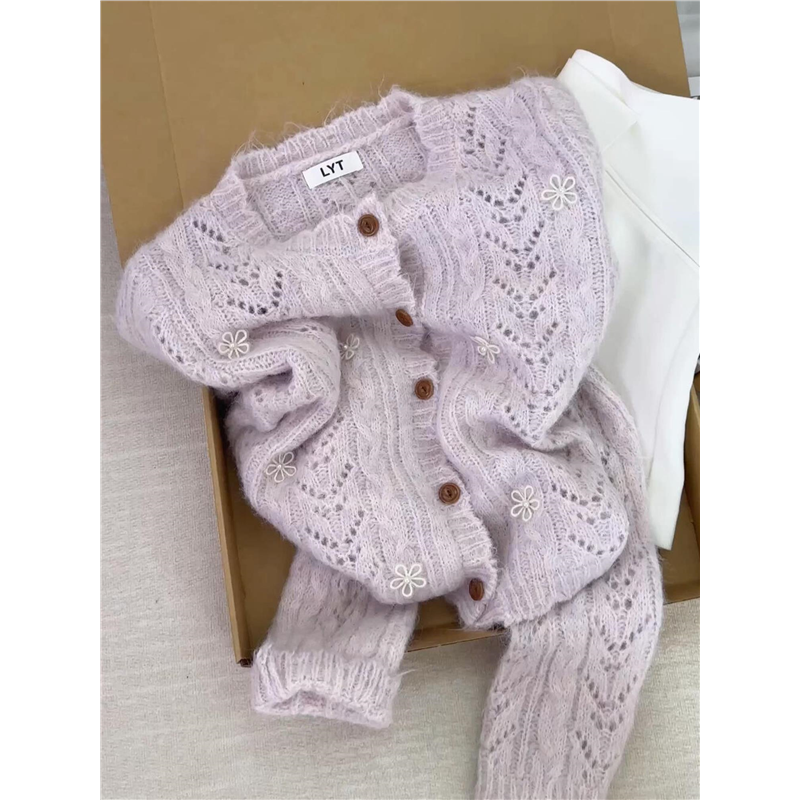 CHAO级推荐！温柔粉紫色马海毛毛衣开衫女小清新花朵钉珠镂空针织