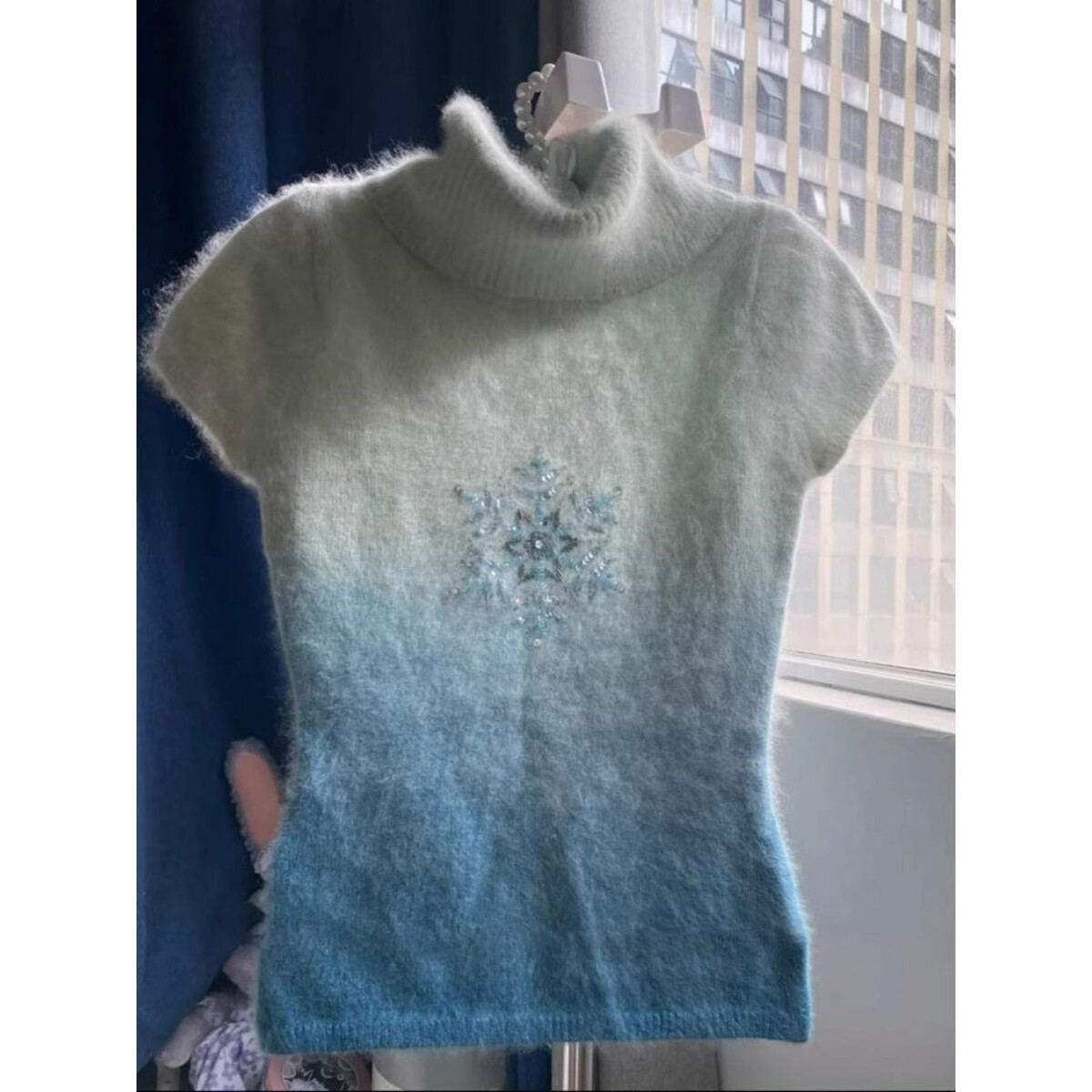 超重工！！巨巨巨推荐，马海毛雪花重工钉珠刺绣短袖渐变色针织衫