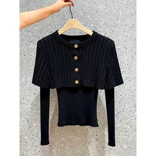 慵懒风黑色绞花纹针织斗篷女2025年冬季新款多纽扣修身气质上衣