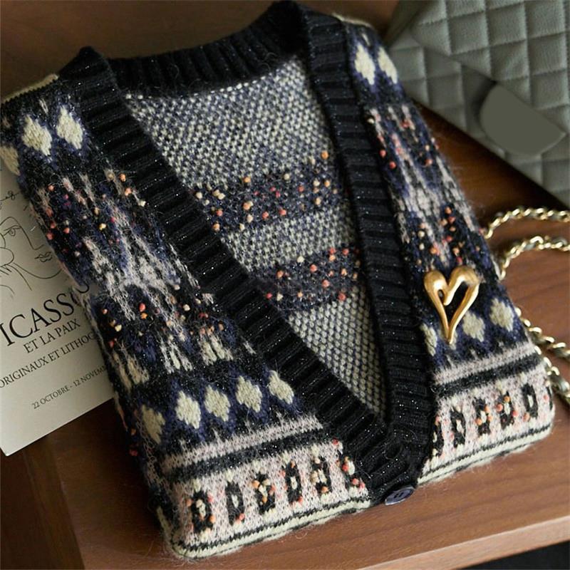 腔调很有feel 闪丝混织复古几何提花短款羊毛针织背心Q05048