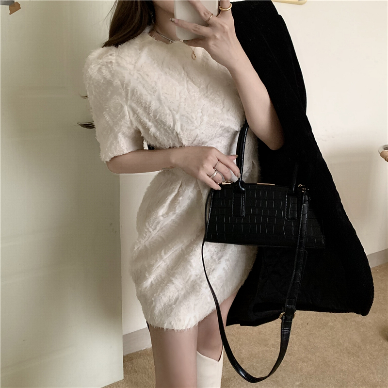 Real price autumn and winter fragrance lantern bubble sleeve dress women's minority retro Hepburn dress