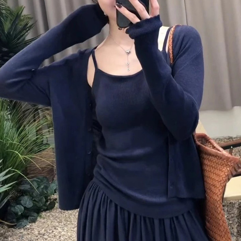 针织开衫吊带两件套女早秋藏青色图片